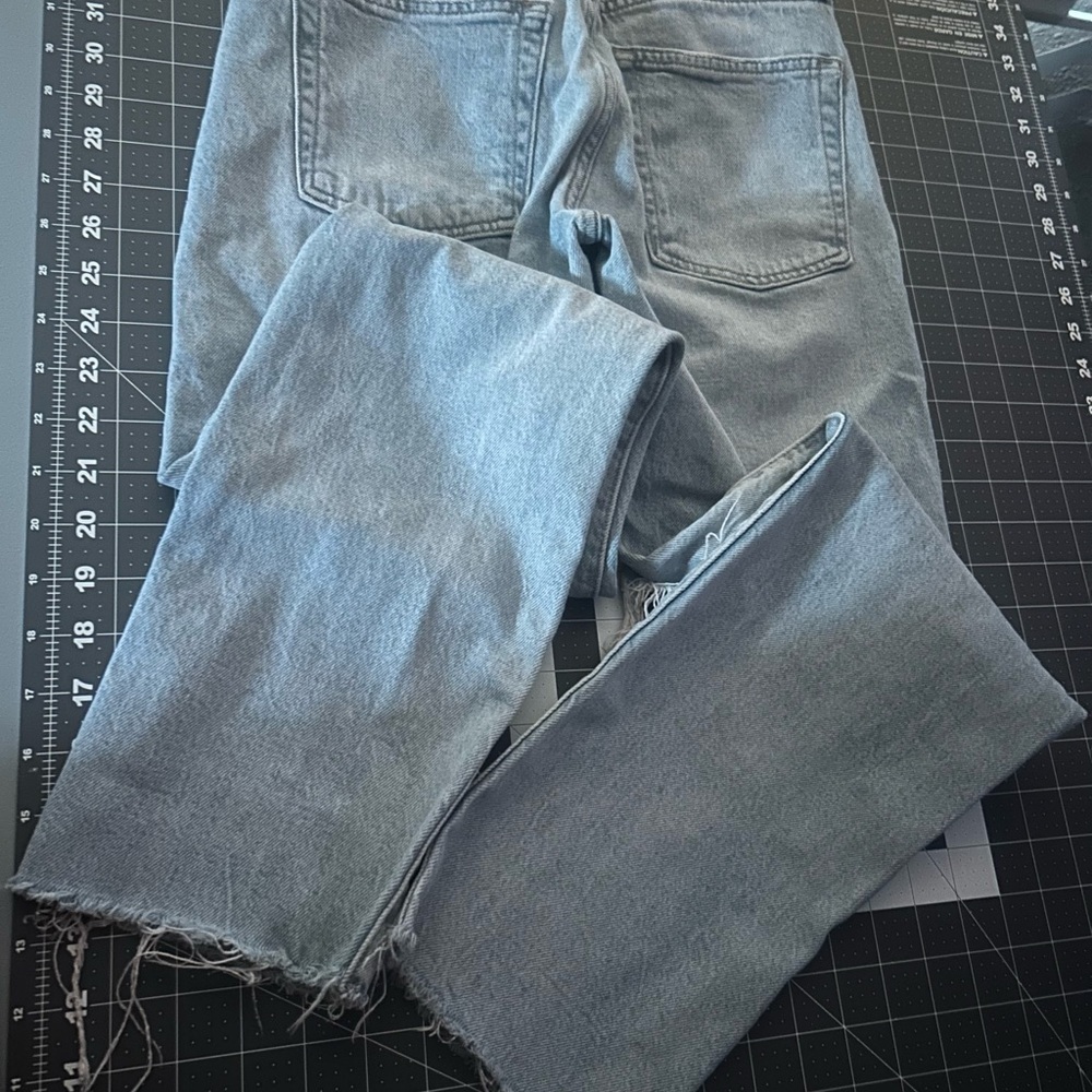 Lucky Brand Light Blue Ripped Straight Leg Jeans - Picture 8 of 9